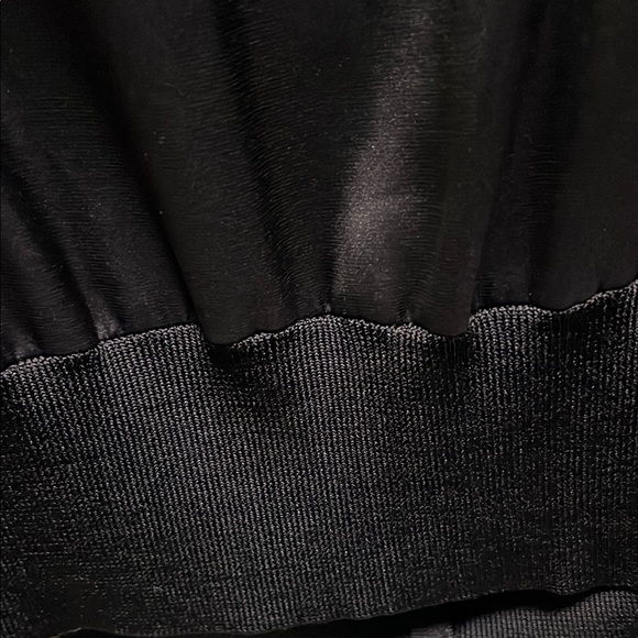 EUC White House Black Market Black Top - Picture 4 of 5